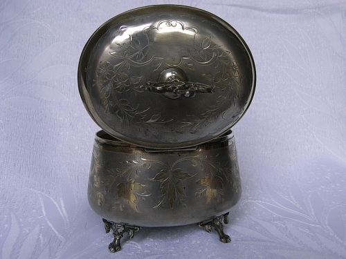 Sugar bowl vienna about 1880