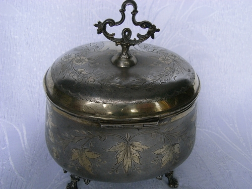 Sugar bowl vienna about 1880