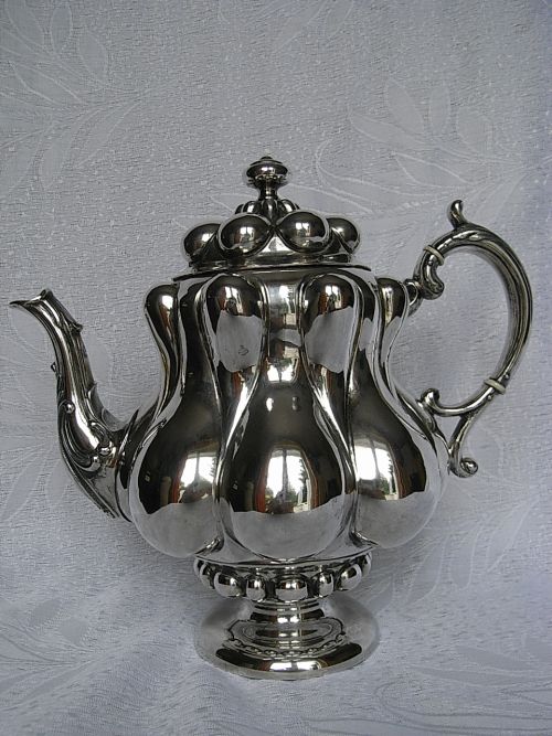 KAFFEESERVICE - TEESERVICE -  SERVICE AUS SILBER 800-ER