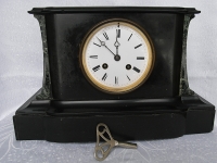 Mantel clock - France