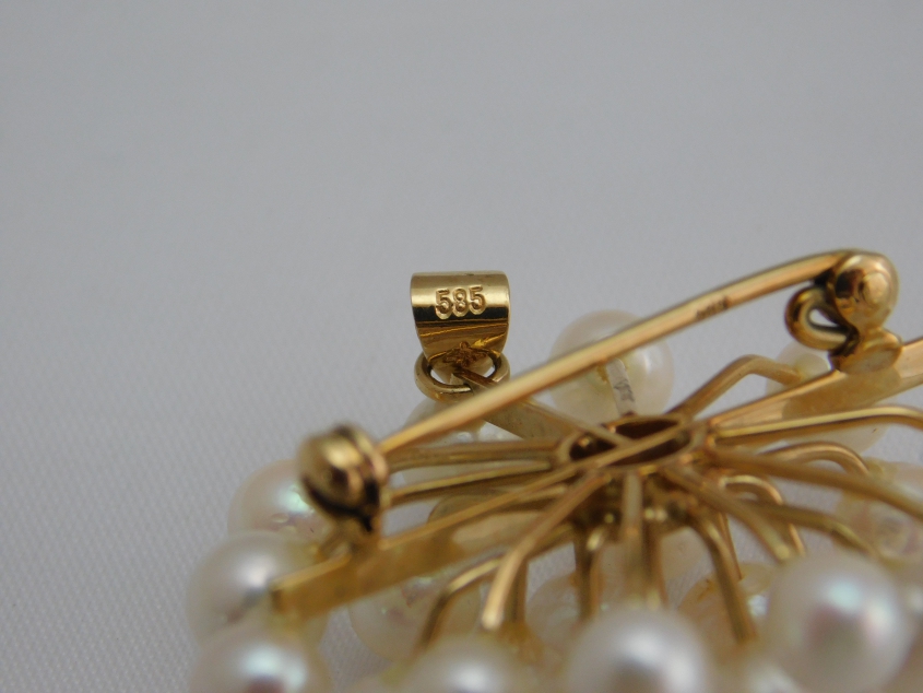 Brosche / Anhänger Gold 585er mit 25 Perlen